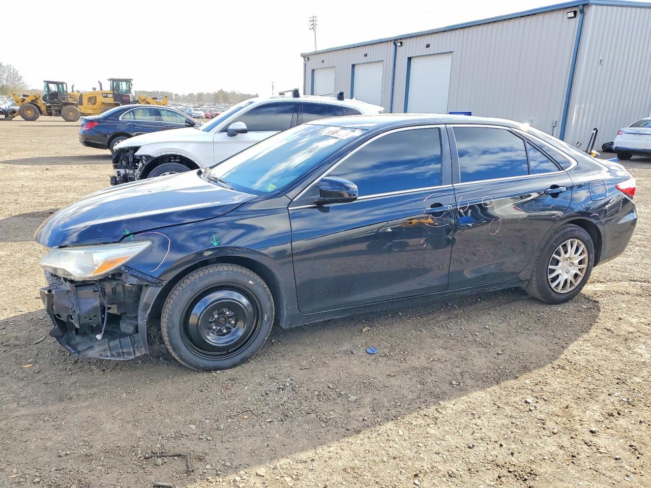 2017 TOYOTA CAMRY