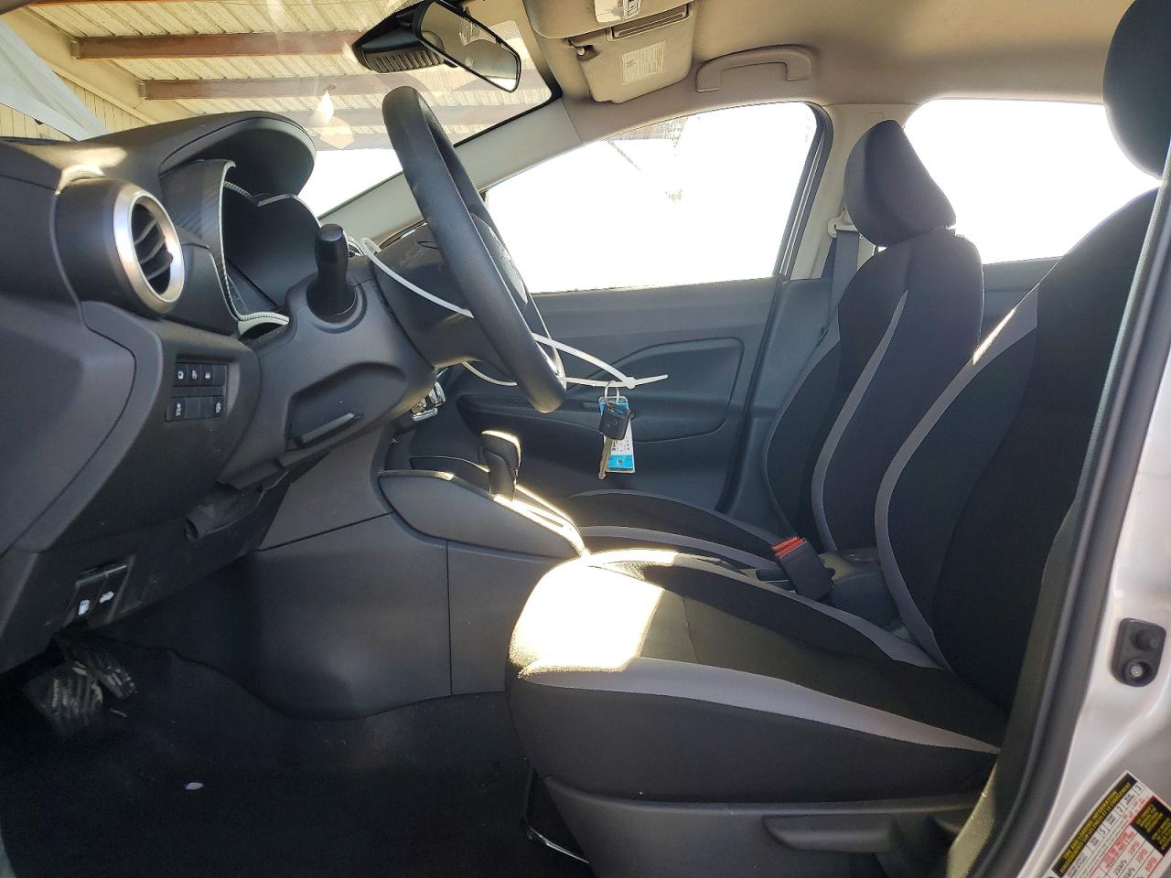 2025 NISSAN VERSA S photo 7