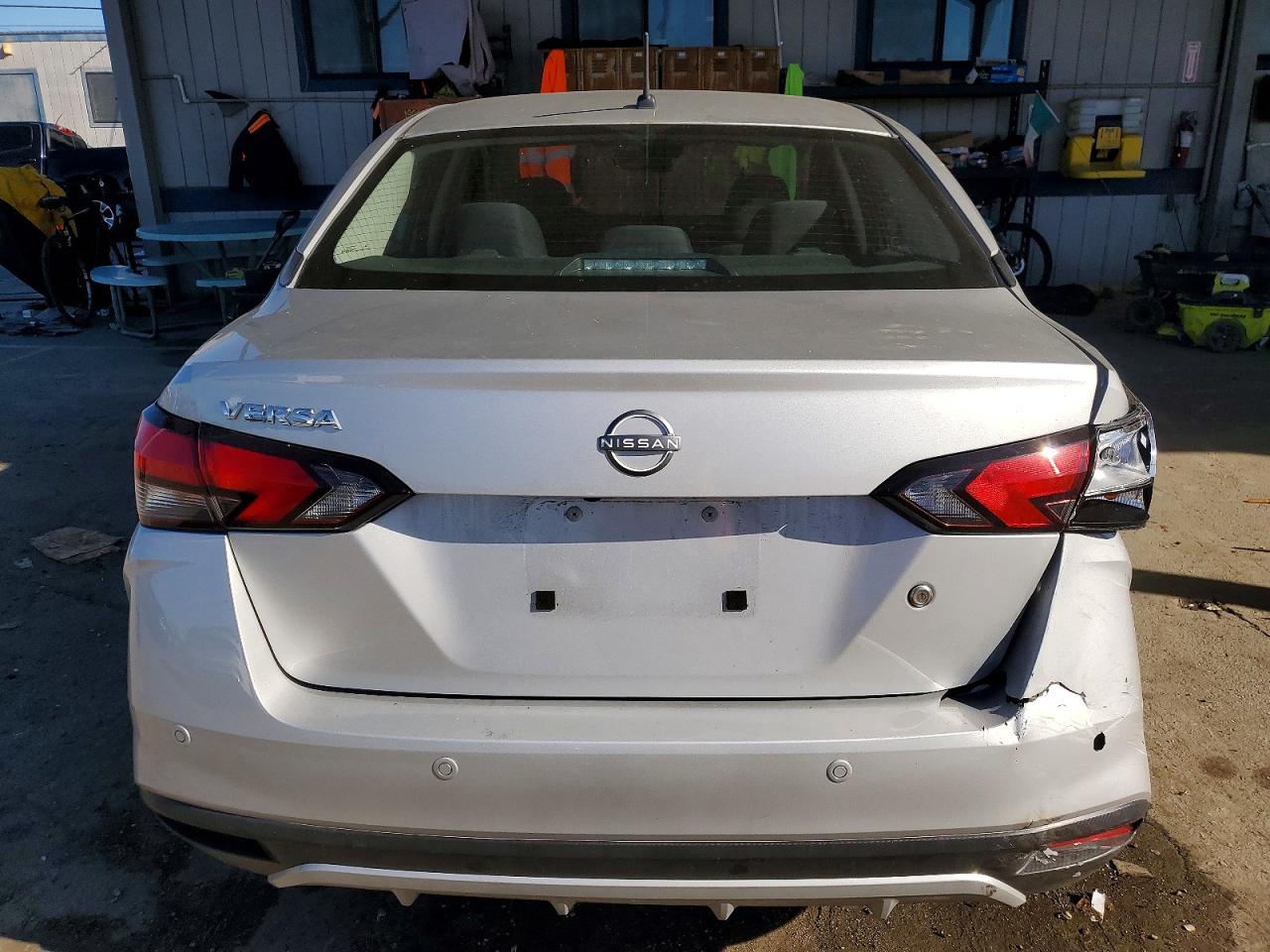 2025 NISSAN VERSA S photo 6