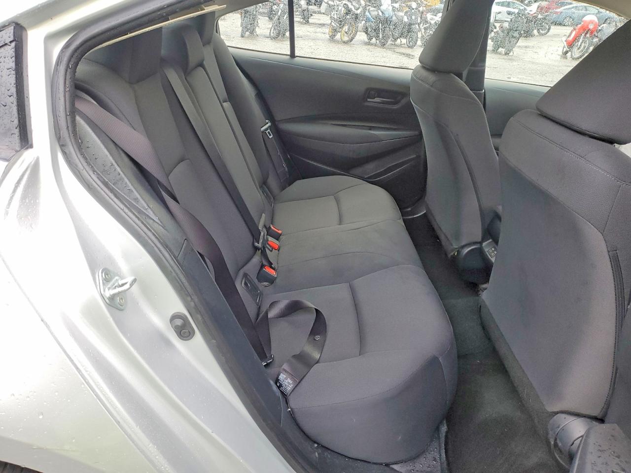 2023 TOYOTA COROLLA LE photo 10