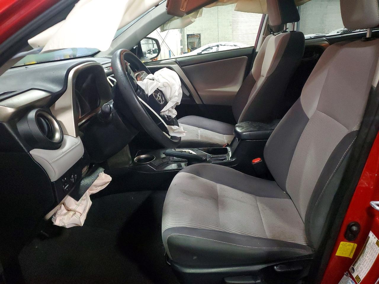 2014 TOYOTA RAV4 XLE photo 7