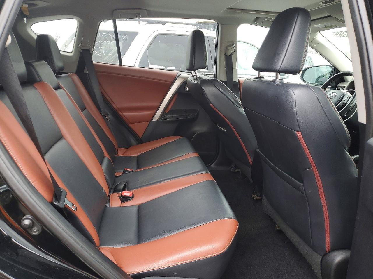 2013 TOYOTA RAV4 LIMITED photo 10