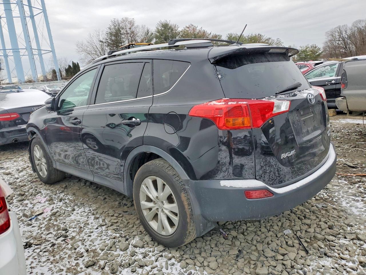 2013 TOYOTA RAV4 LIMITED photo 2