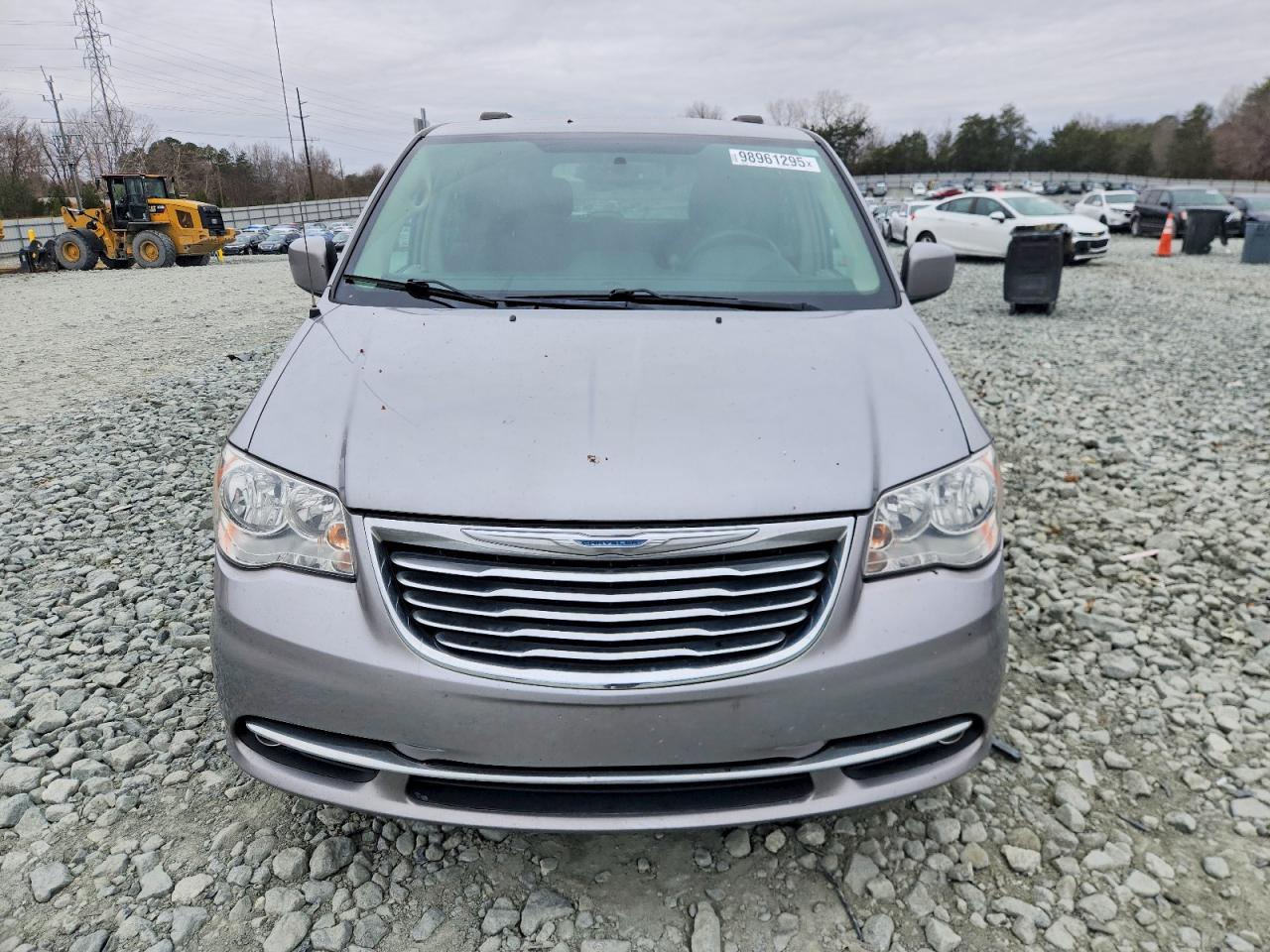 2015 CHRYSLER TOWN & COUNTRY TOURING photo 5