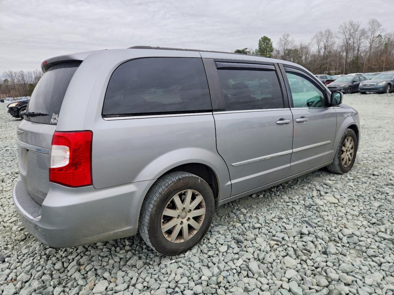 2015 CHRYSLER TOWN & COUNTRY TOURING photo 3