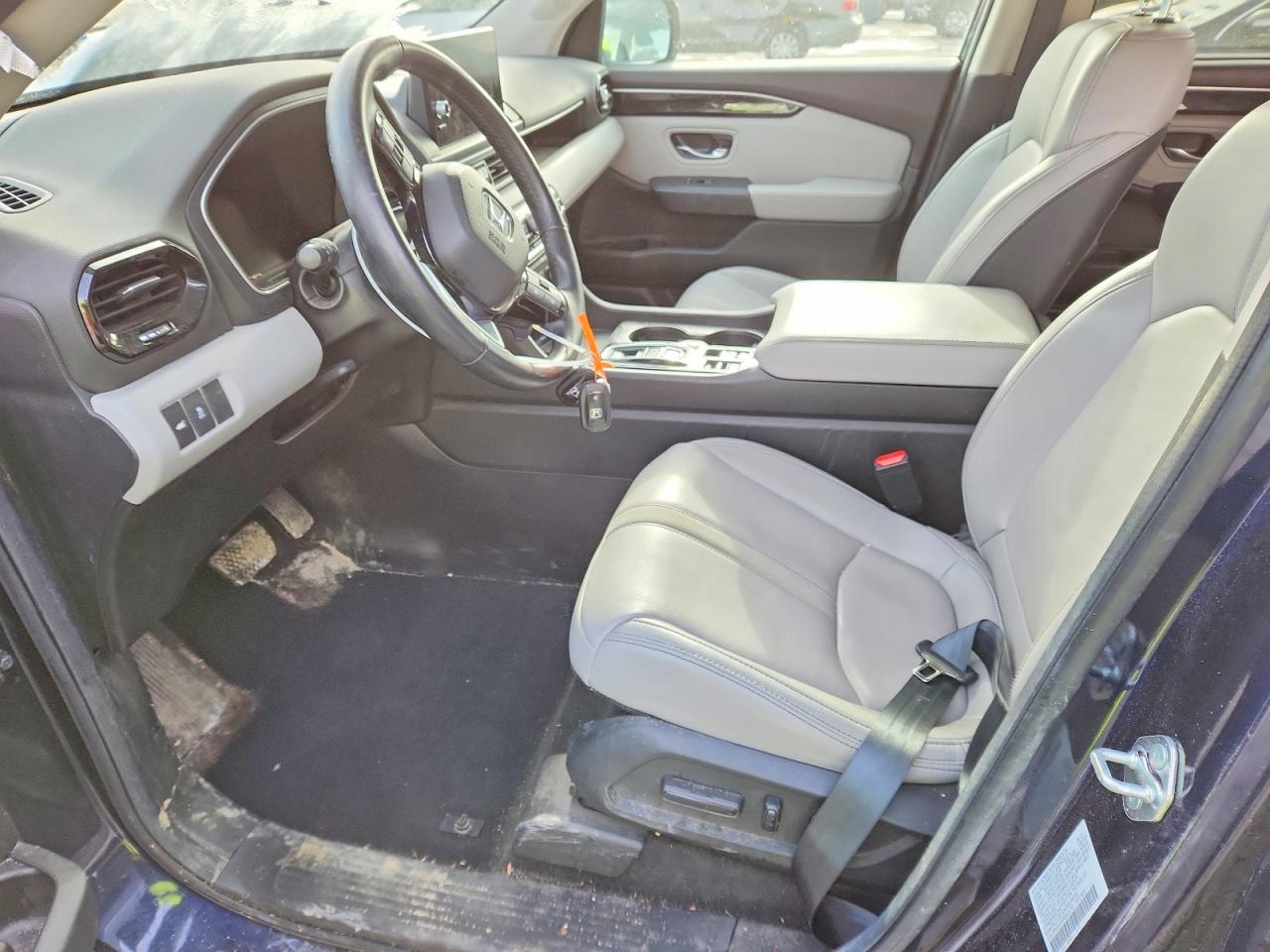 2025 HONDA PILOT EXL photo 19