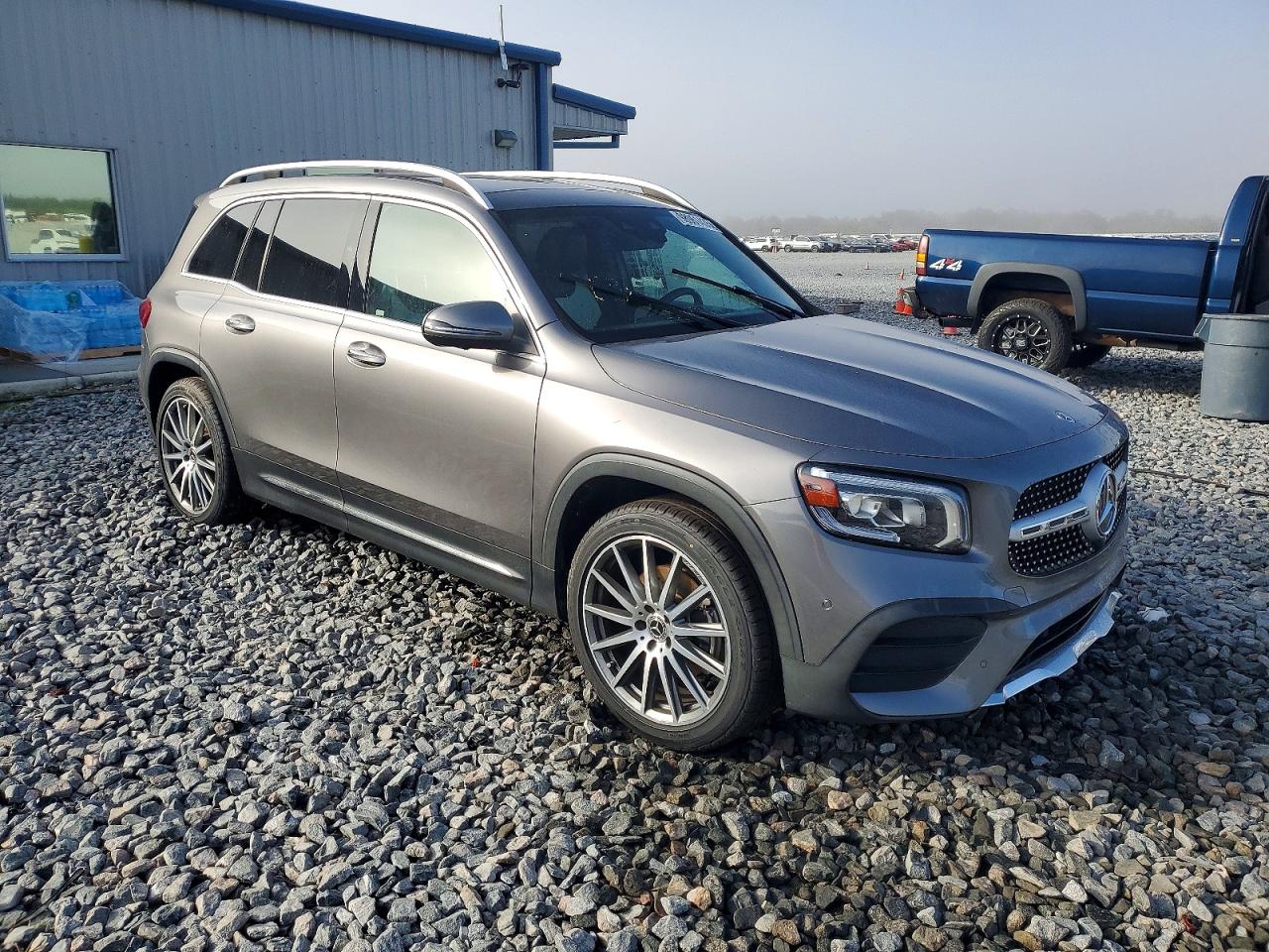 2020 MERCEDES-BENZ GLB 250 photo 4