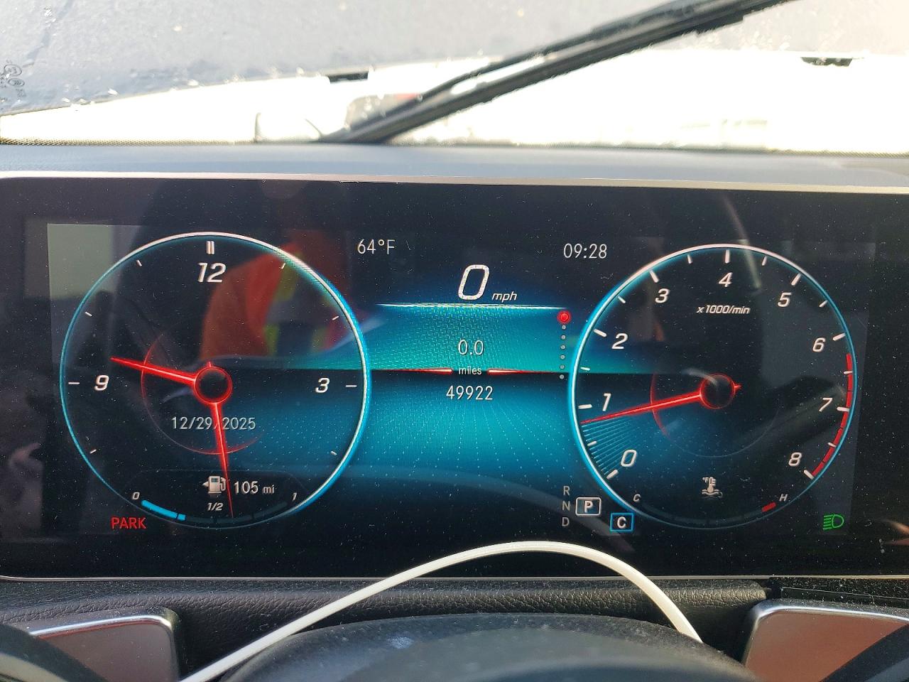2020 MERCEDES-BENZ GLB 250 photo 9