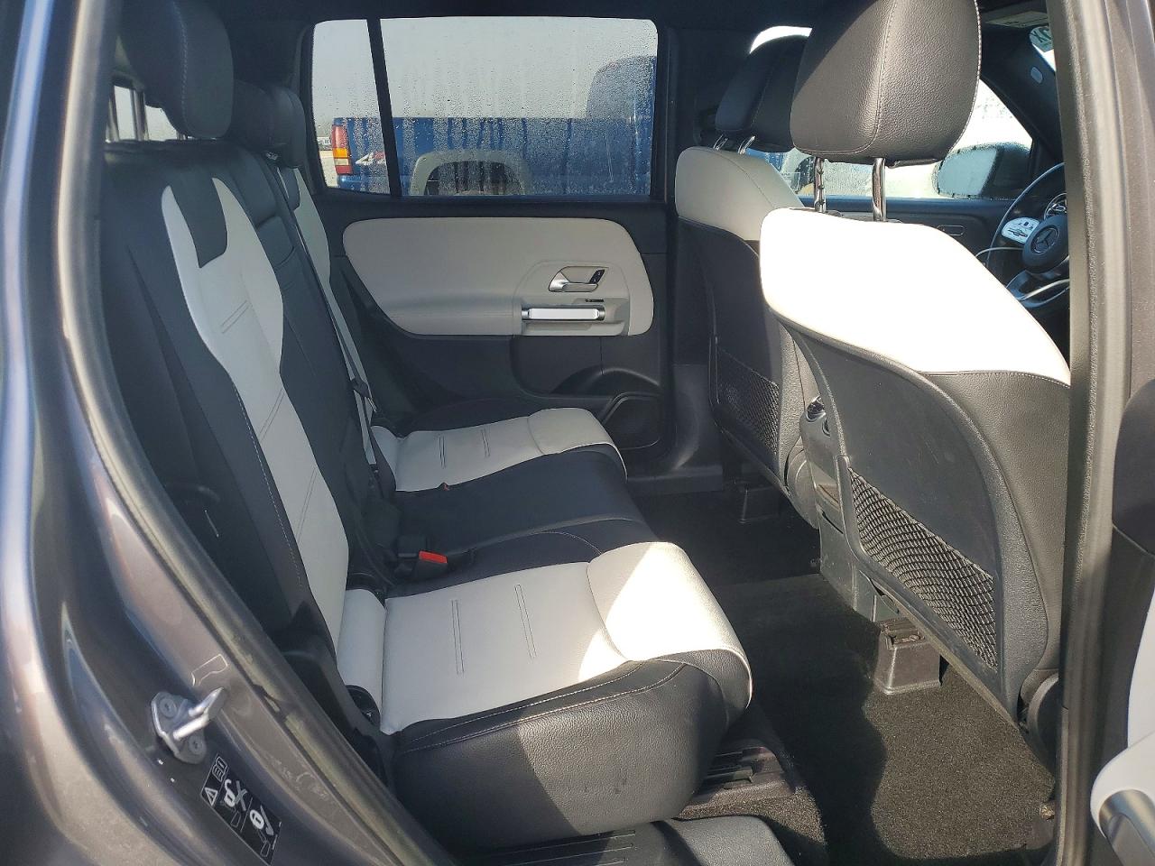 2020 MERCEDES-BENZ GLB 250 photo 11