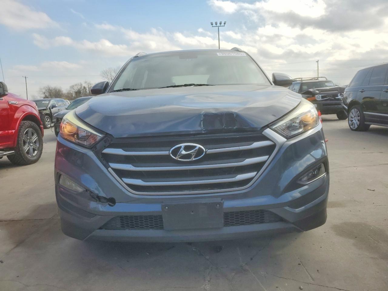 2018 HYUNDAI TUCSON SEL photo 5