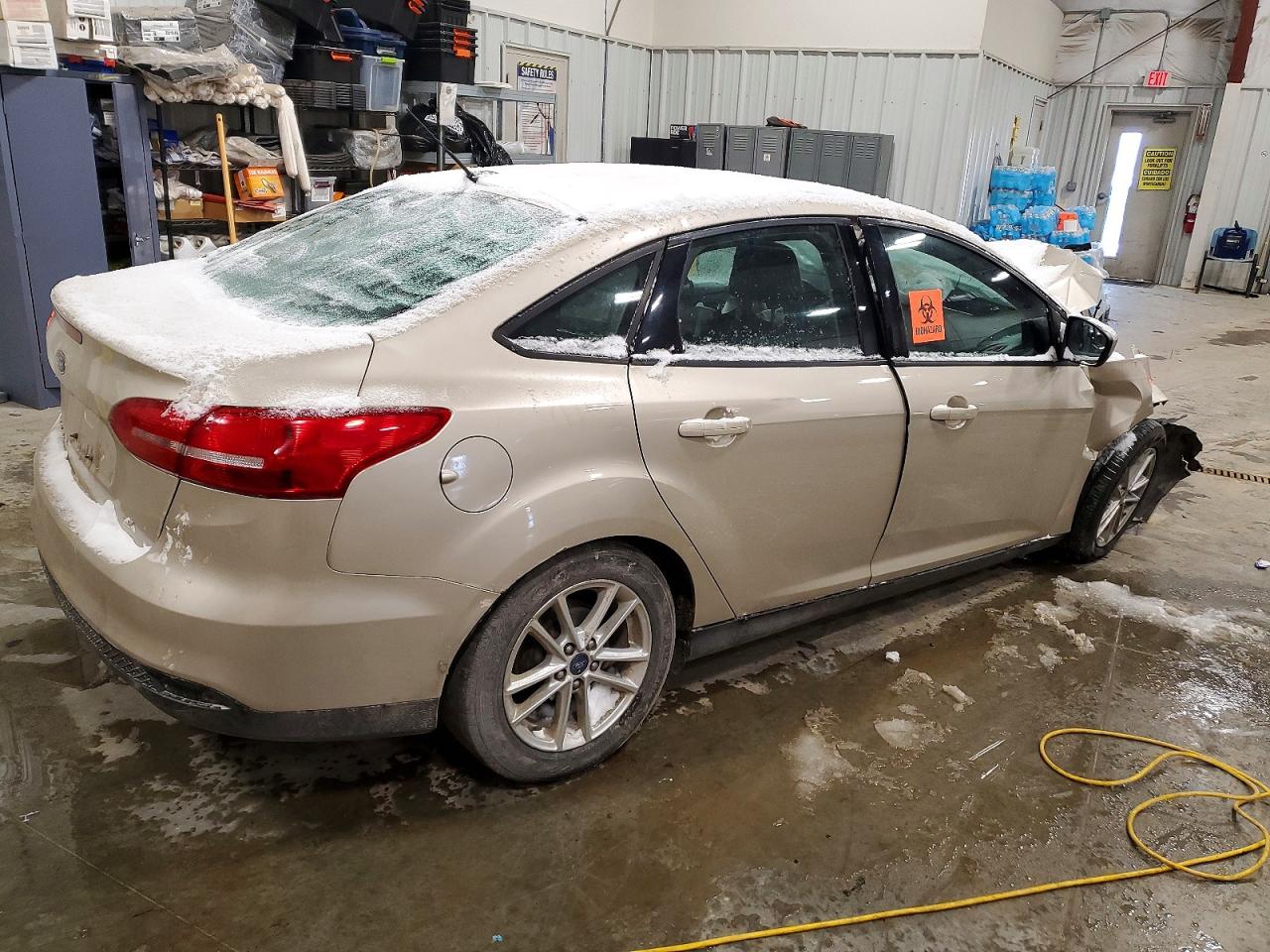 2018 FORD FOCUS SE photo 3
