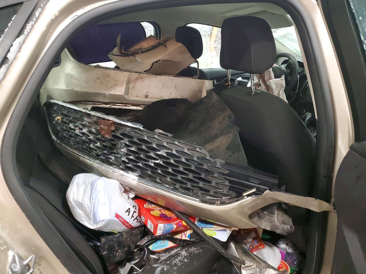 2018 FORD FOCUS SE photo 10