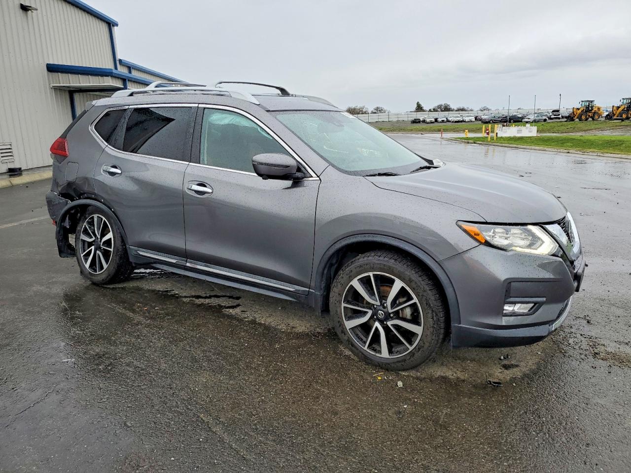 2019 NISSAN ROGUE S photo 4