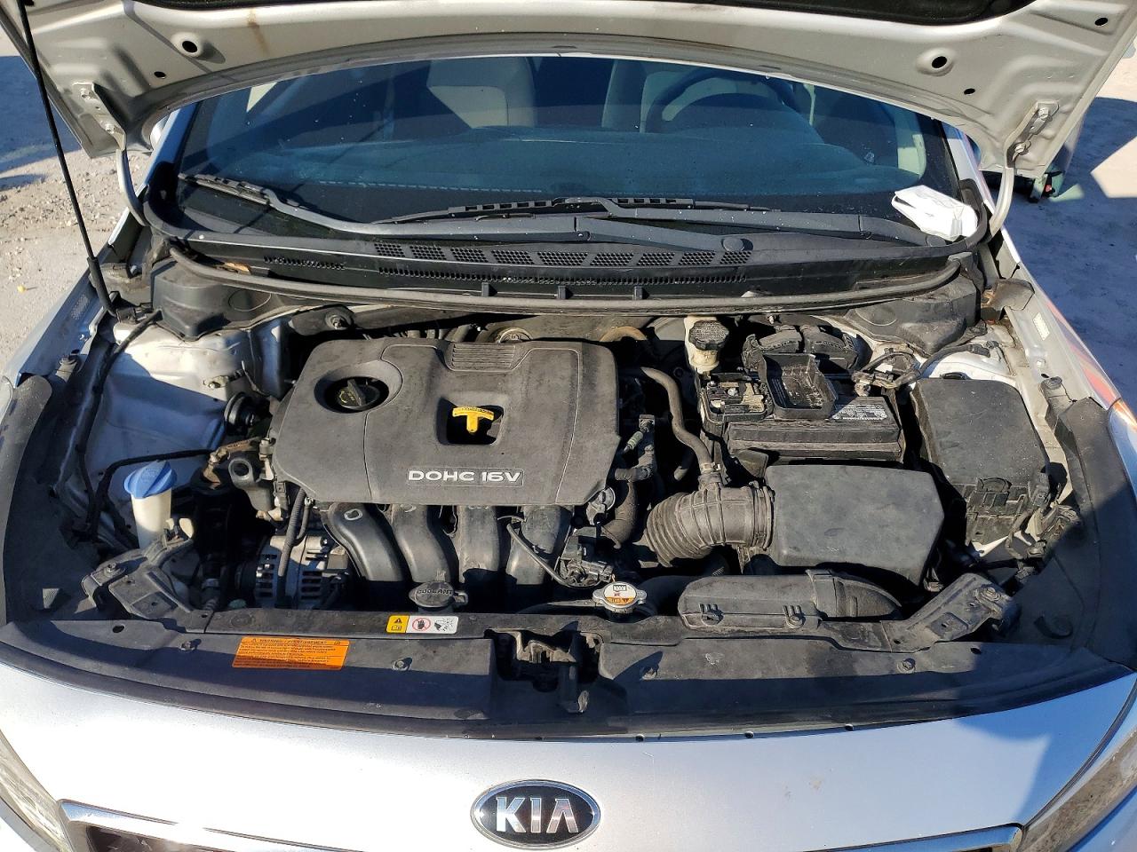 2017 KIA FORTE LX photo 21