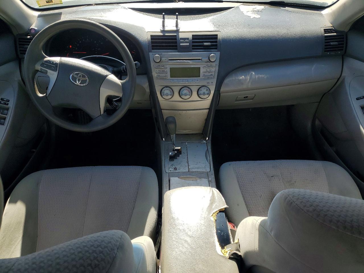 2011 TOYOTA CAMRY BASE photo 8