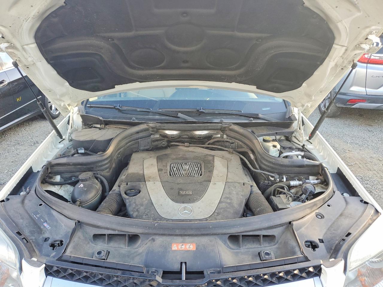 2010 MERCEDES-BENZ GLK 350 photo 22