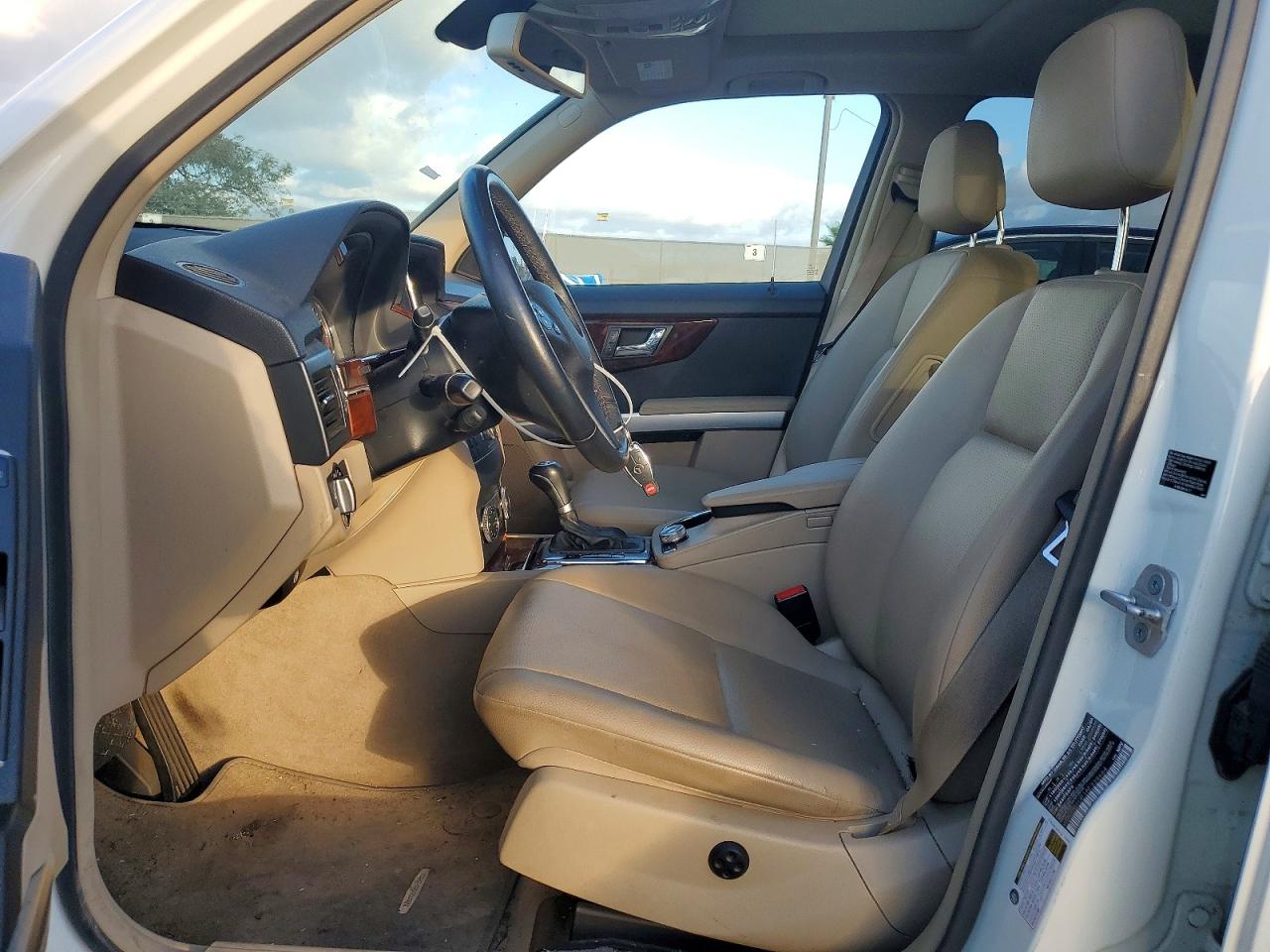 2010 MERCEDES-BENZ GLK 350 photo 13