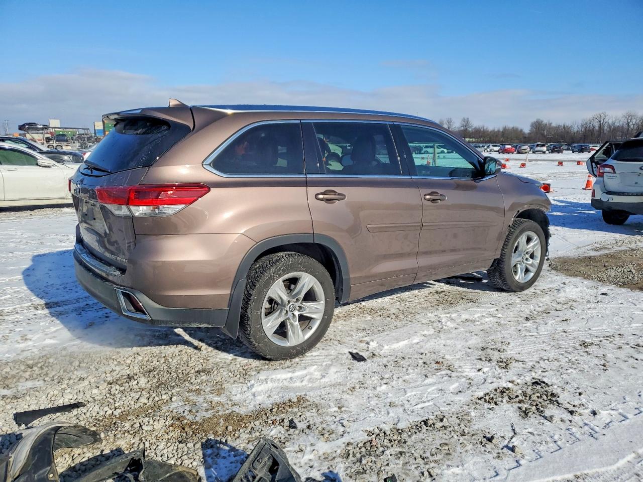 2017 TOYOTA HIGHLANDER LIMITED photo 3