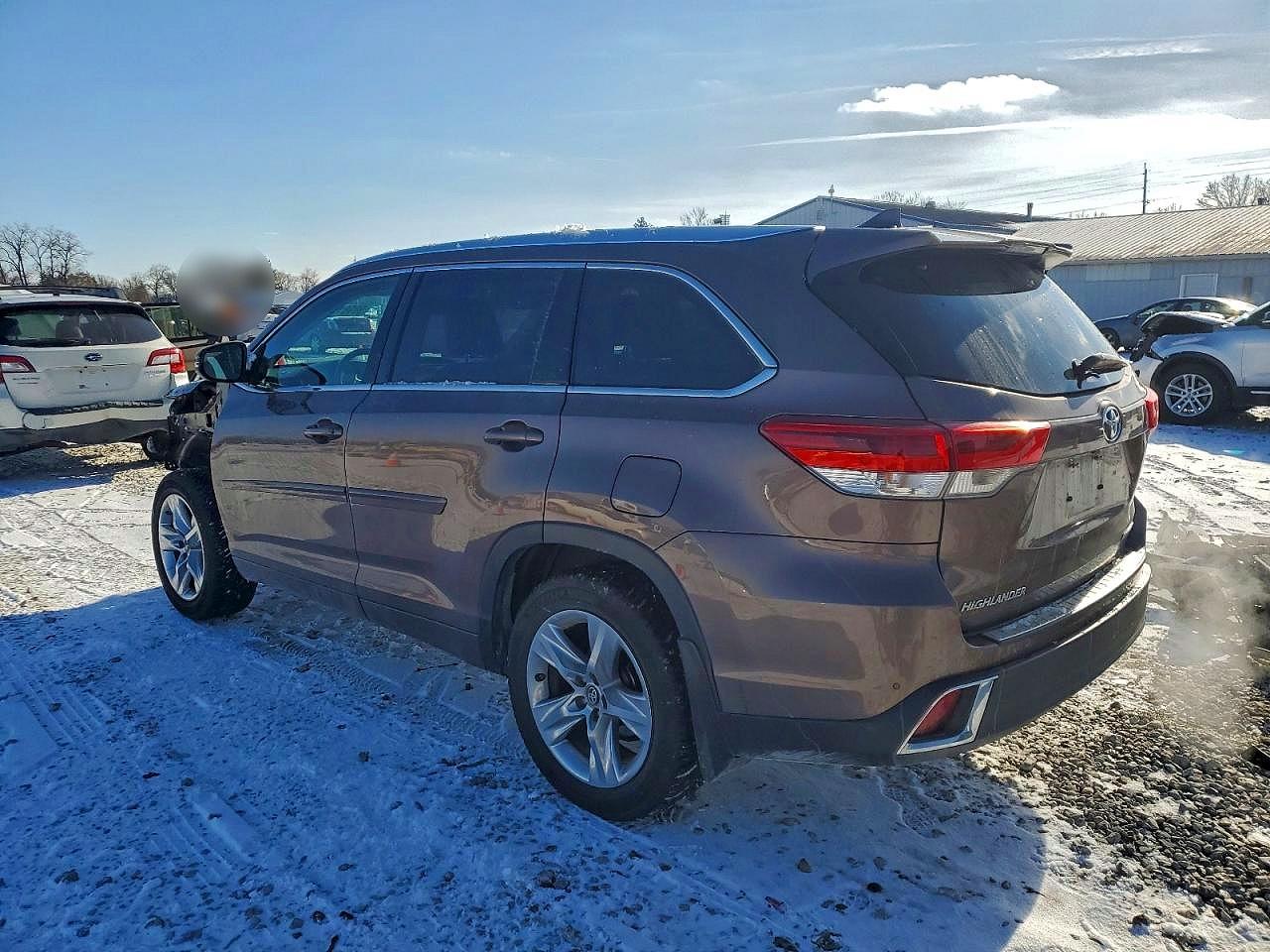 2017 TOYOTA HIGHLANDER LIMITED photo 2
