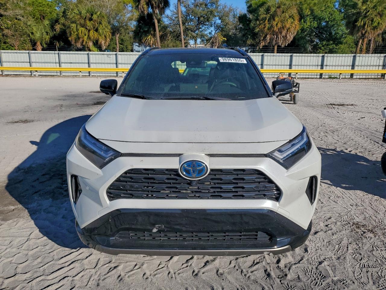 2024 TOYOTA RAV4 XSE photo 5