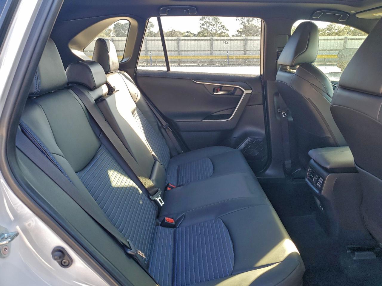 2024 TOYOTA RAV4 XSE photo 11