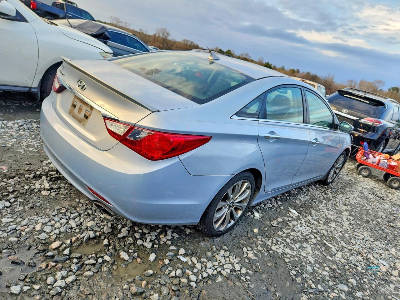 2013 HYUNDAI SONATA SE photo 7