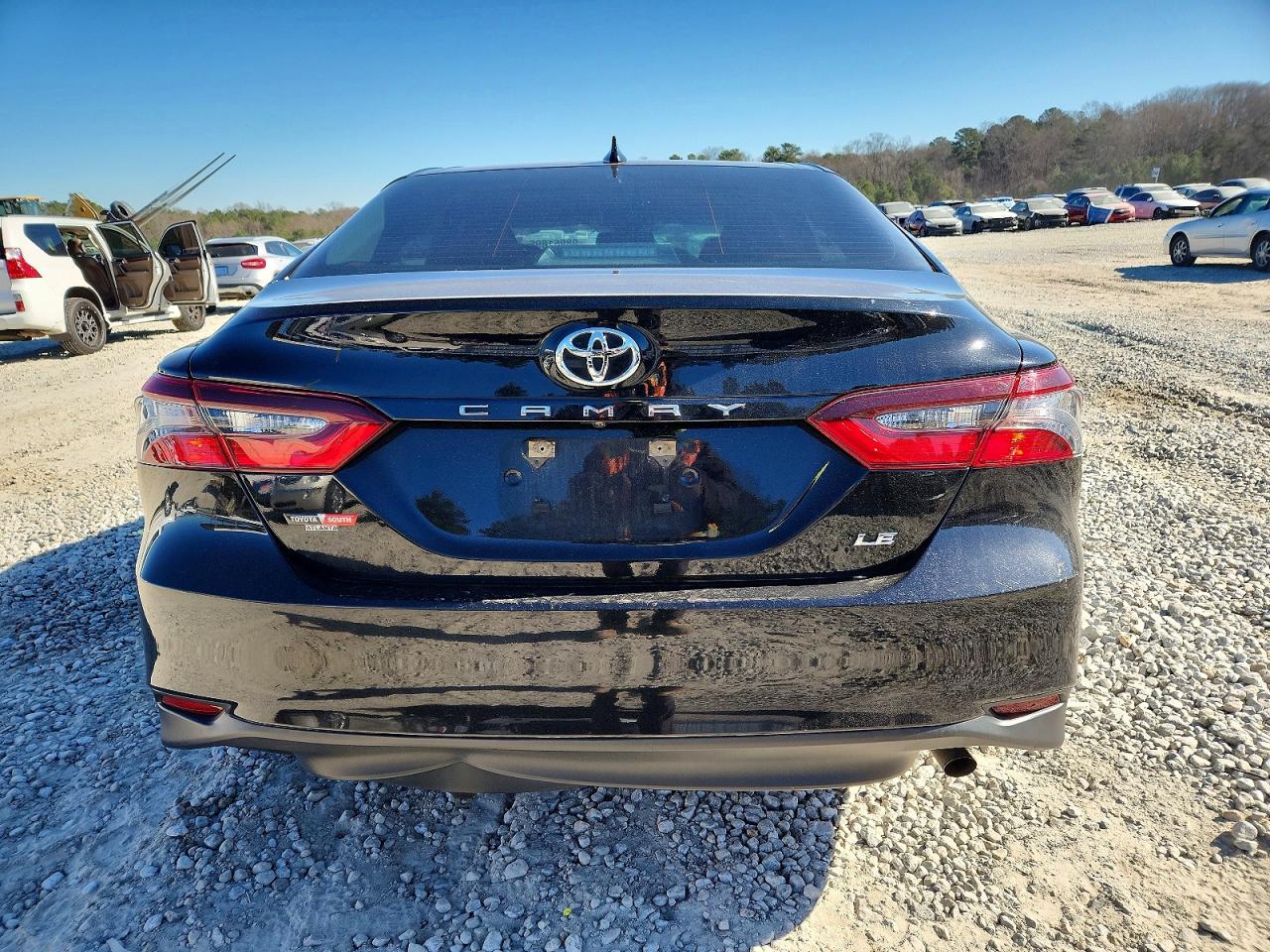 2024 TOYOTA CAMRY LE photo 11
