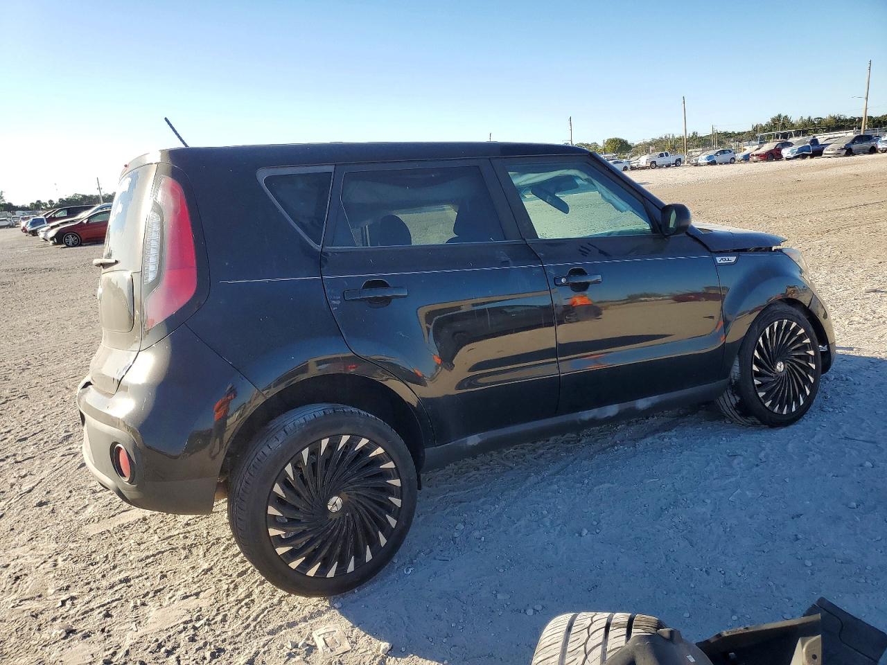2018 KIA SOUL photo 5