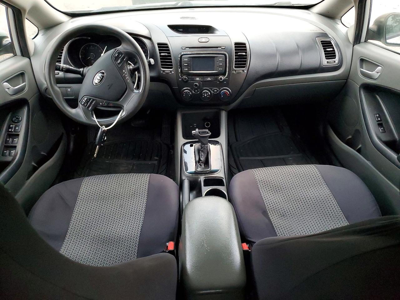 2018 KIA FORTE LX photo 8