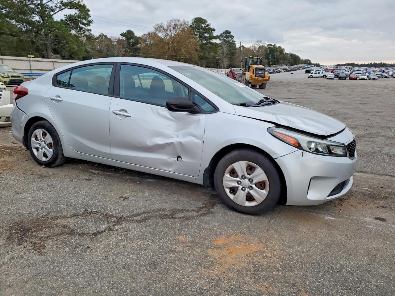 2018 KIA FORTE LX photo 4
