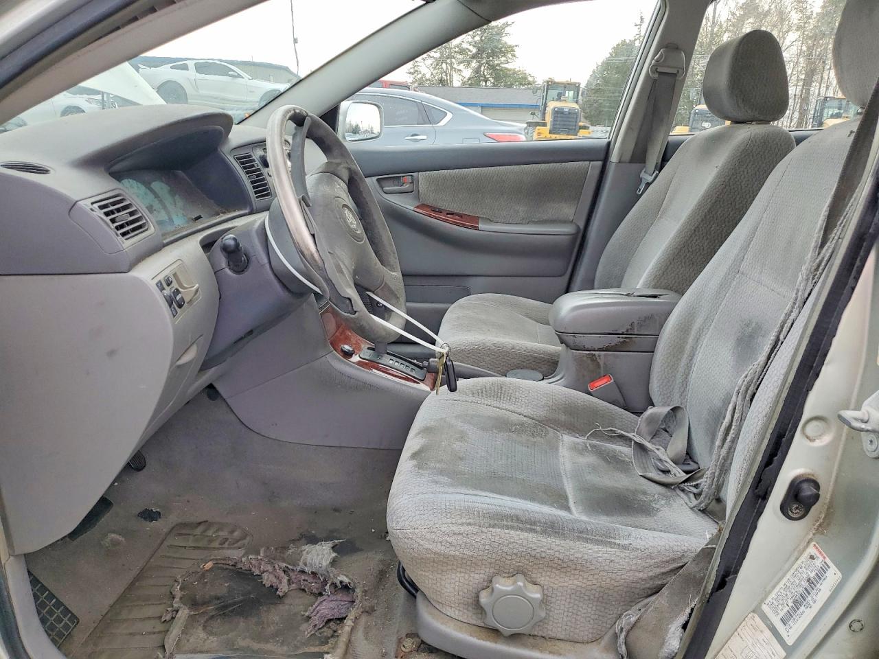 2003 TOYOTA COROLLA CE photo 13