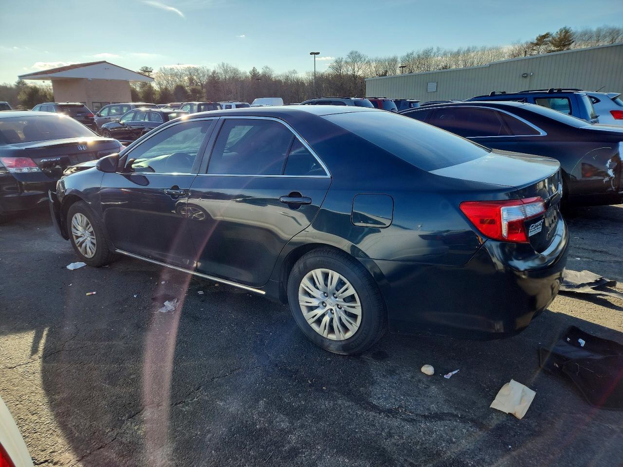 2012 TOYOTA CAMRY BASE photo 3