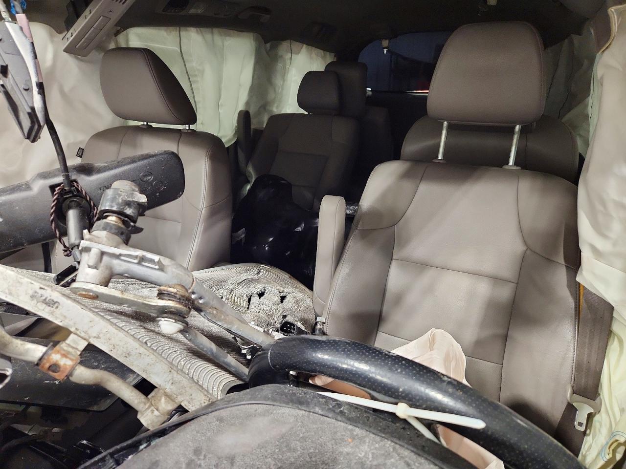 2014 HONDA ODYSSEY EXL photo 10