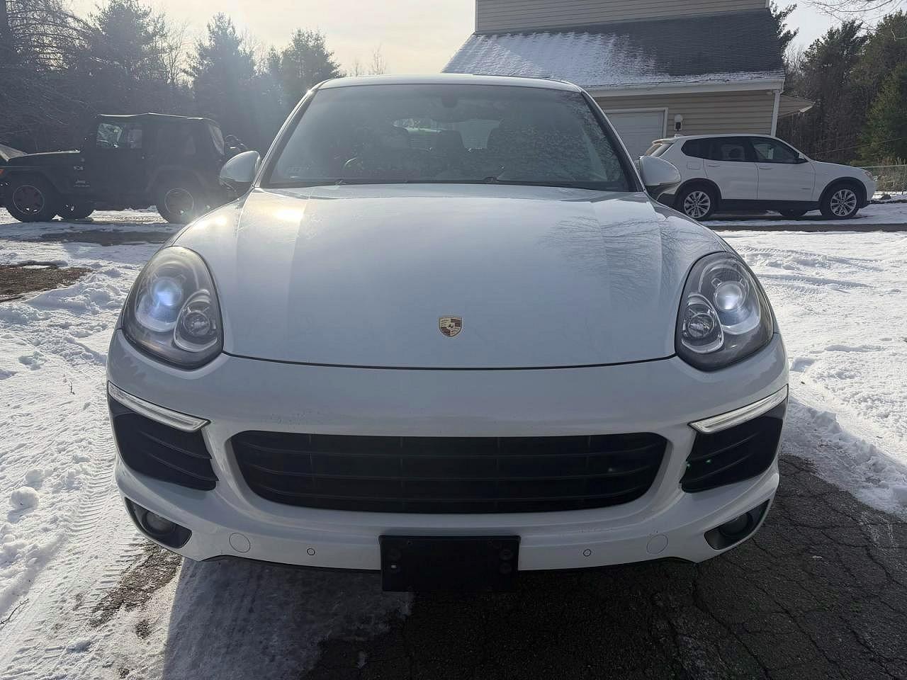 2015 PORSCHE CAYENNE S photo 11
