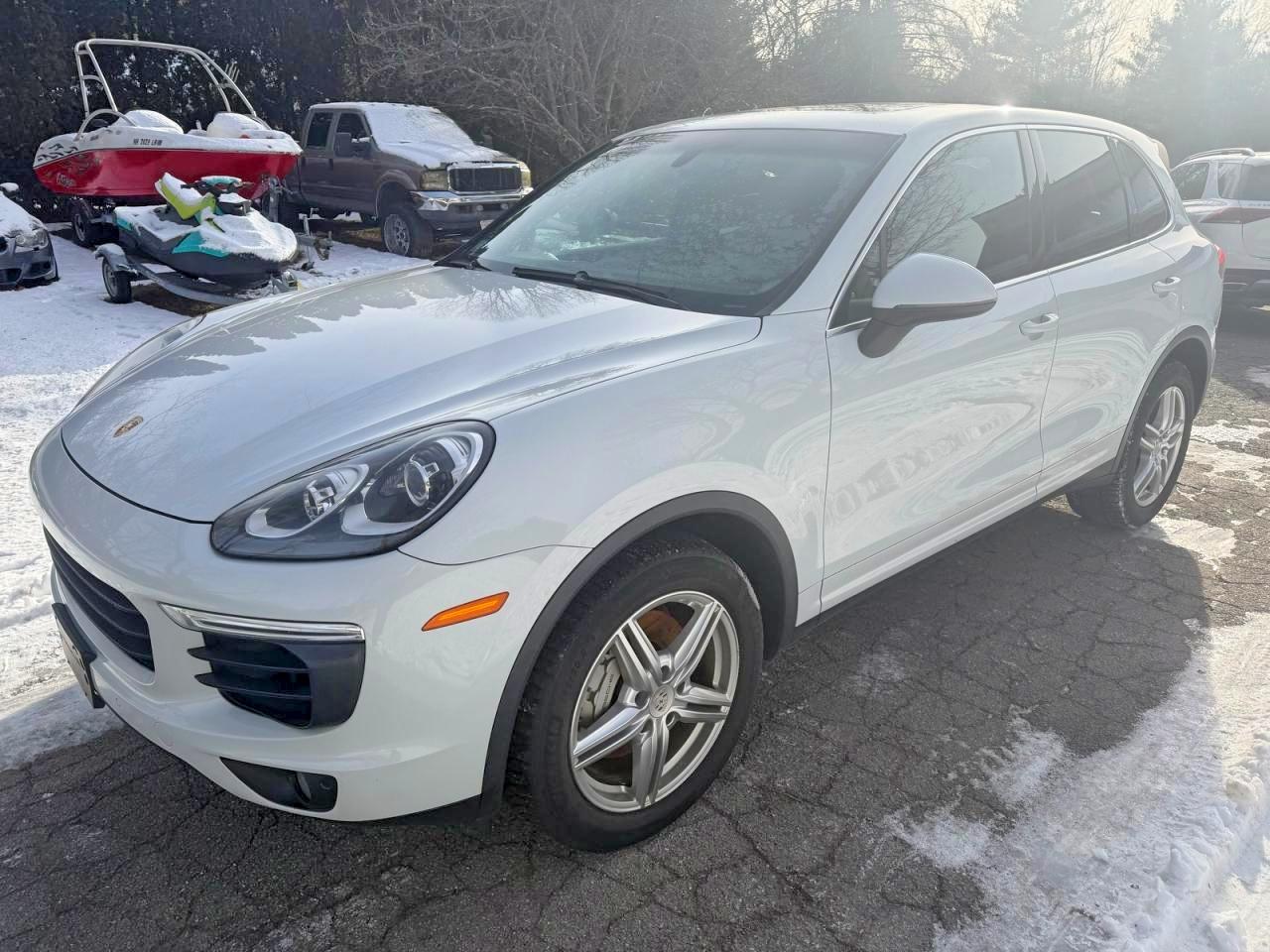 2015 PORSCHE CAYENNE S photo 2