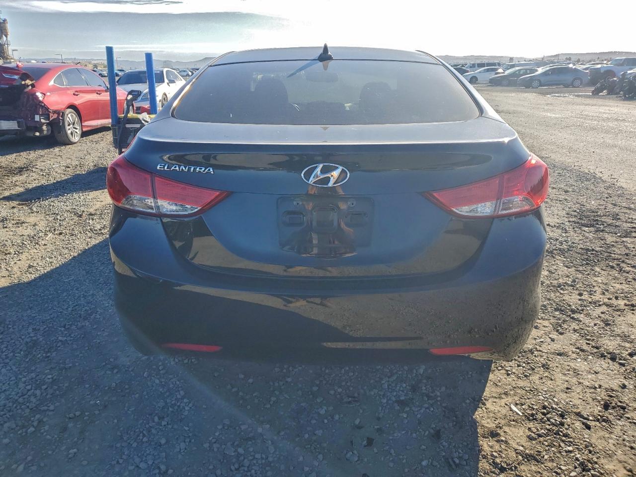2013 HYUNDAI ELANTRA GLS photo 6