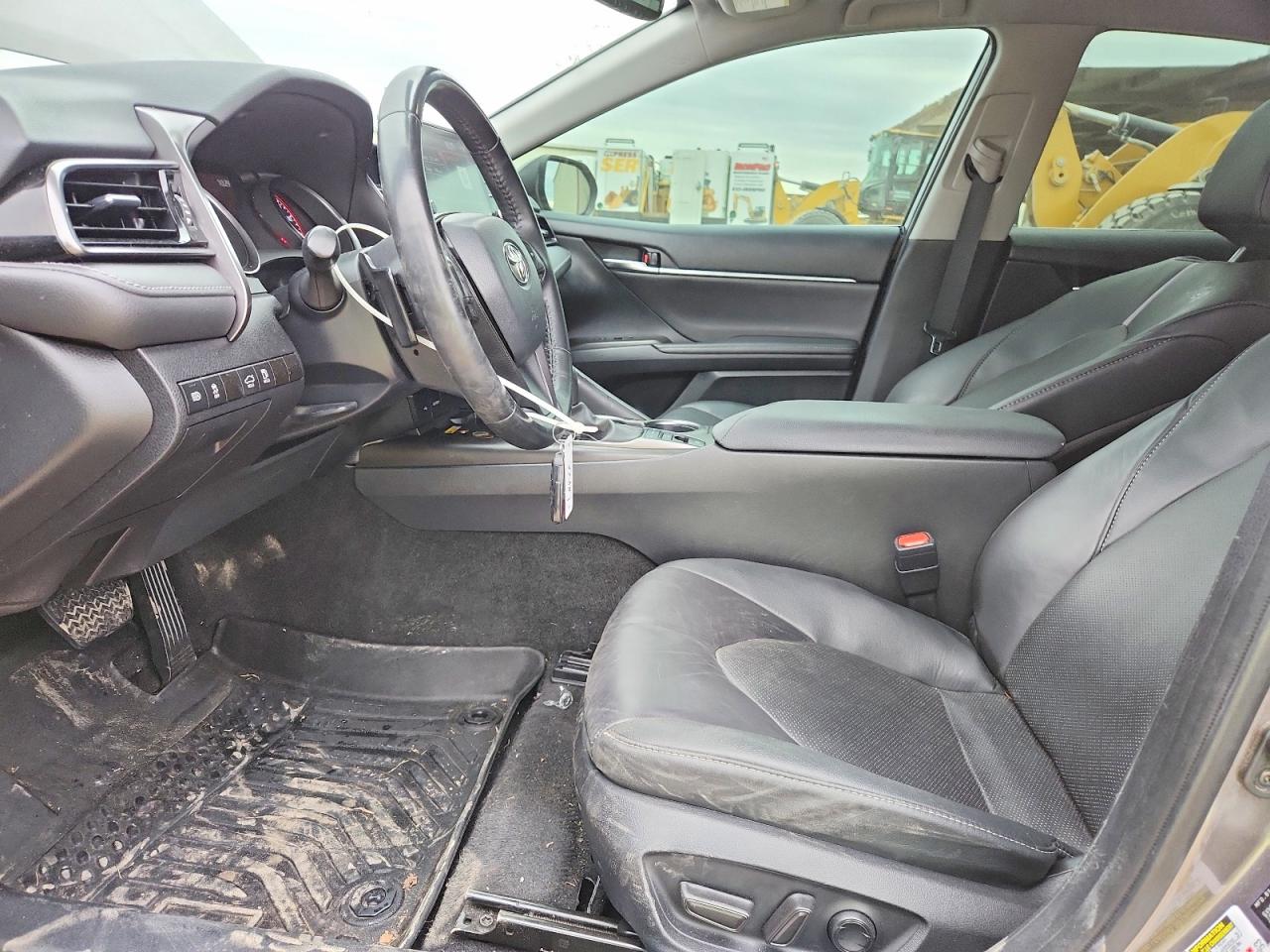 2023 TOYOTA CAMRY XSE photo 7