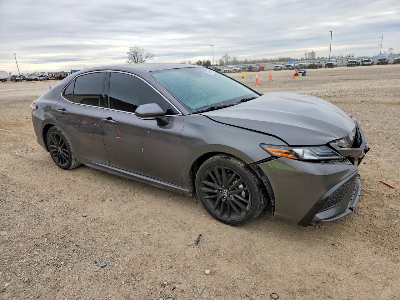 2023 TOYOTA CAMRY XSE photo 4