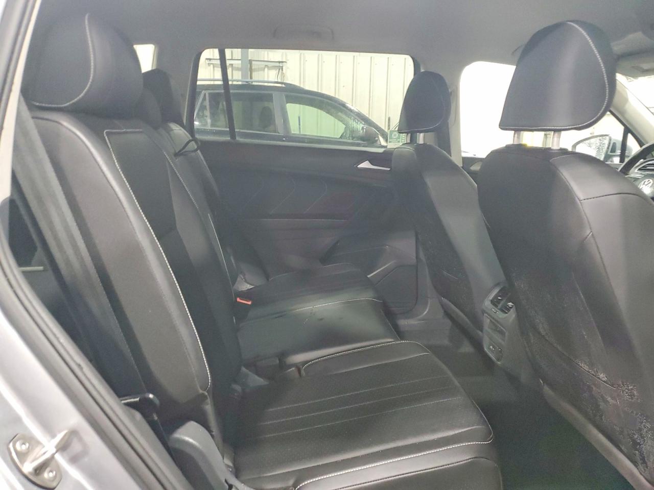 2024 VOLKSWAGEN TIGUAN SE photo 11
