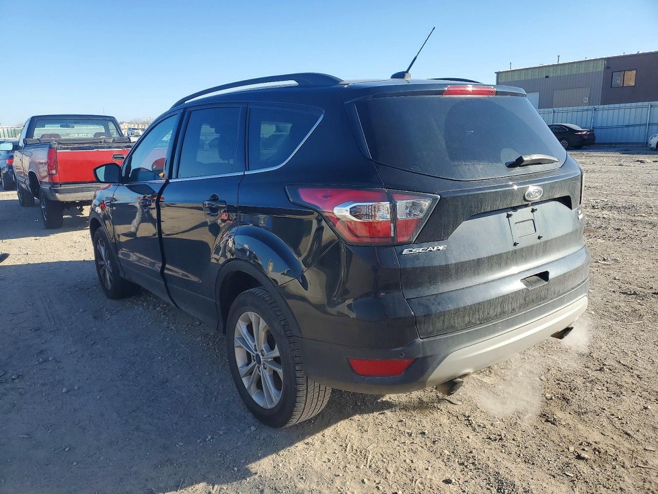 2017 FORD ESCAPE SE photo 3