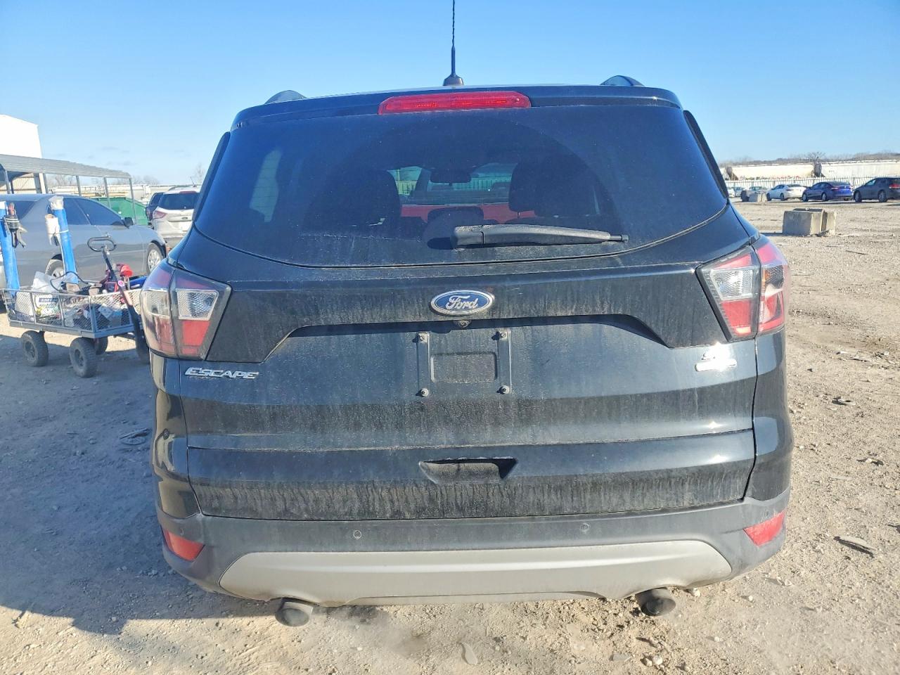 2017 FORD ESCAPE SE photo 11