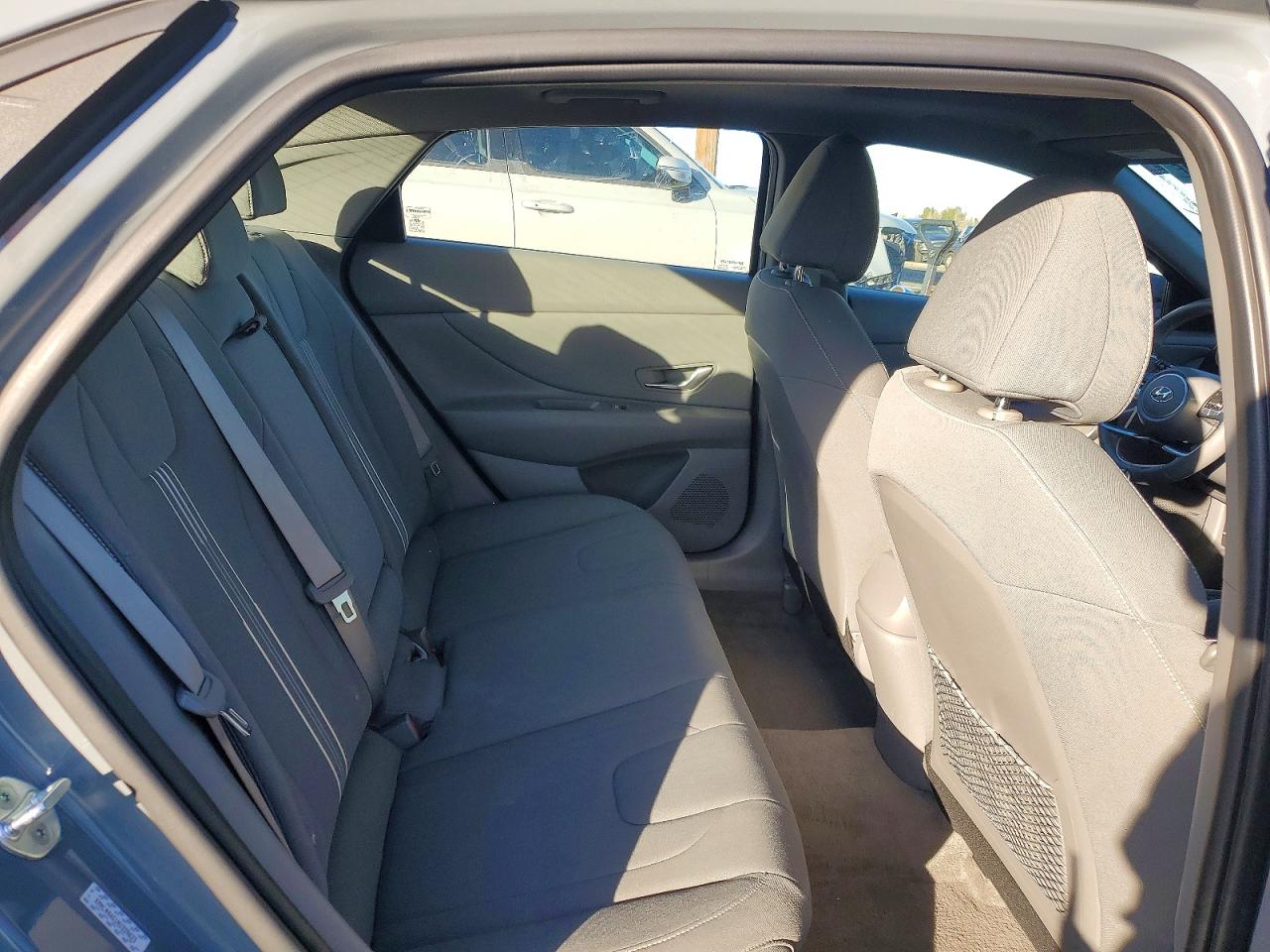 2022 HYUNDAI ELANTRA SEL photo 19