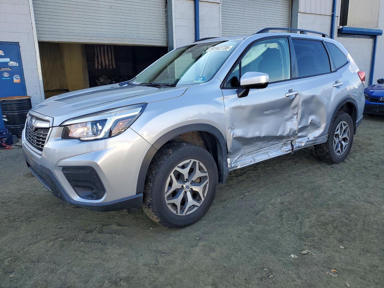 2020 SUBARU FORESTER