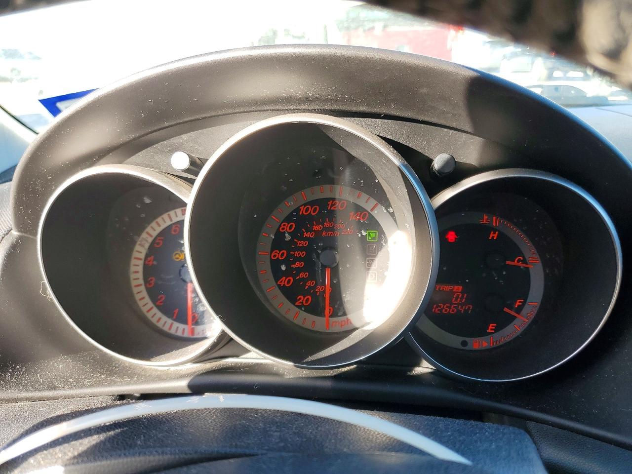 2005 MAZDA 3 HATCHBACK photo 9