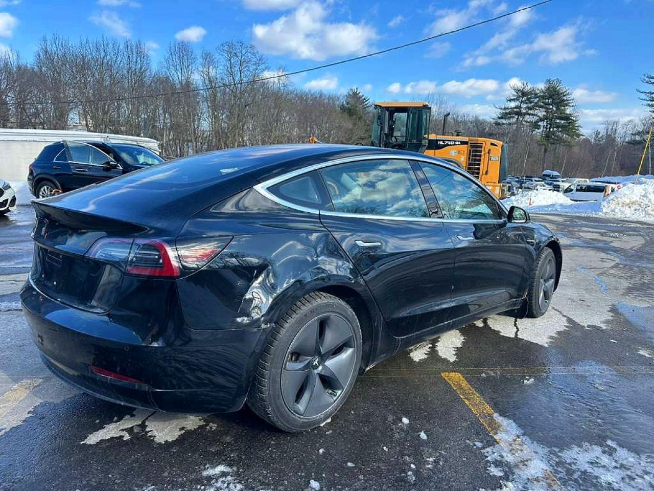 2018 TESLA MODEL 3 photo 5