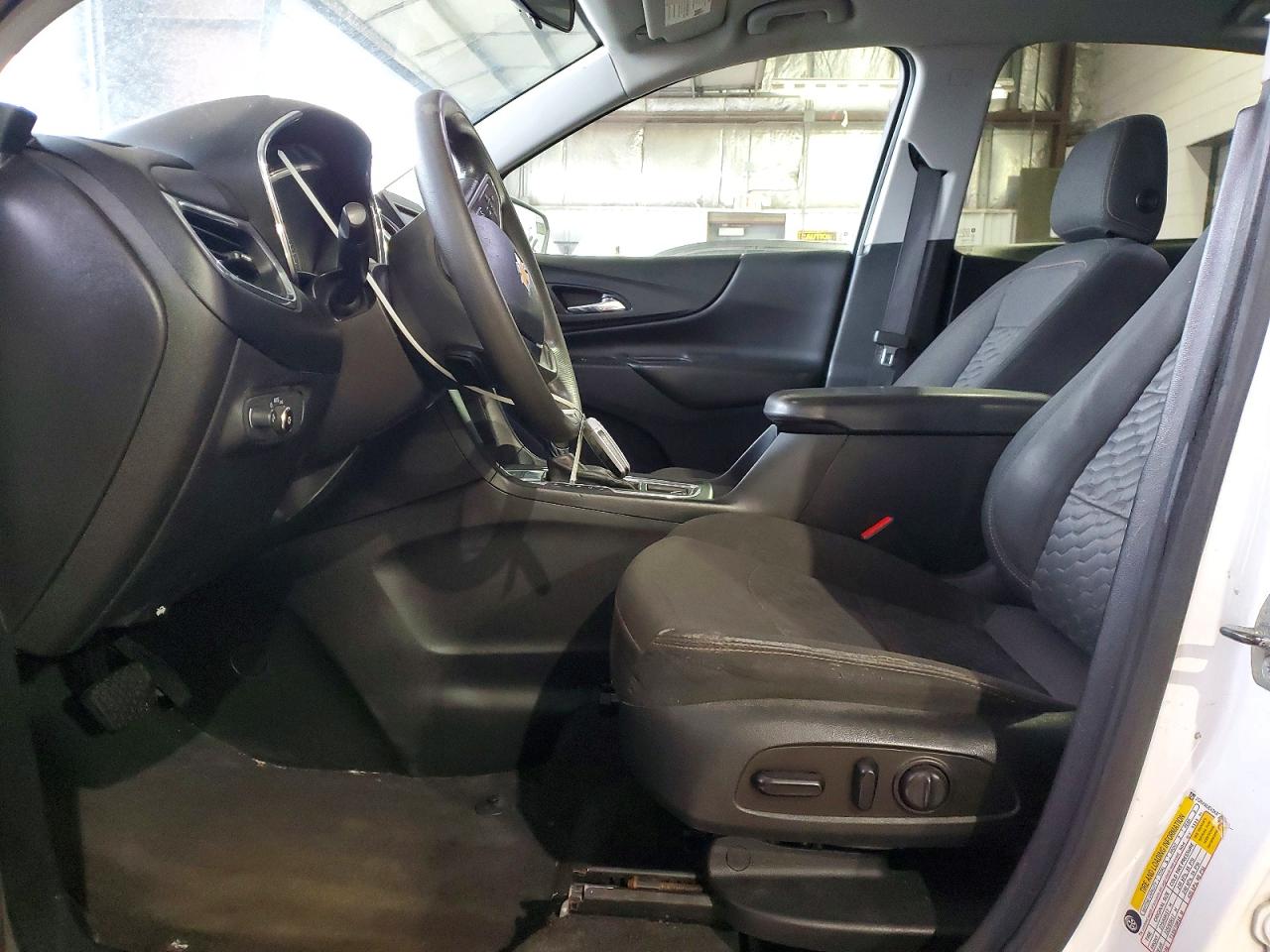 2019 CHEVROLET EQUINOX LT photo 7