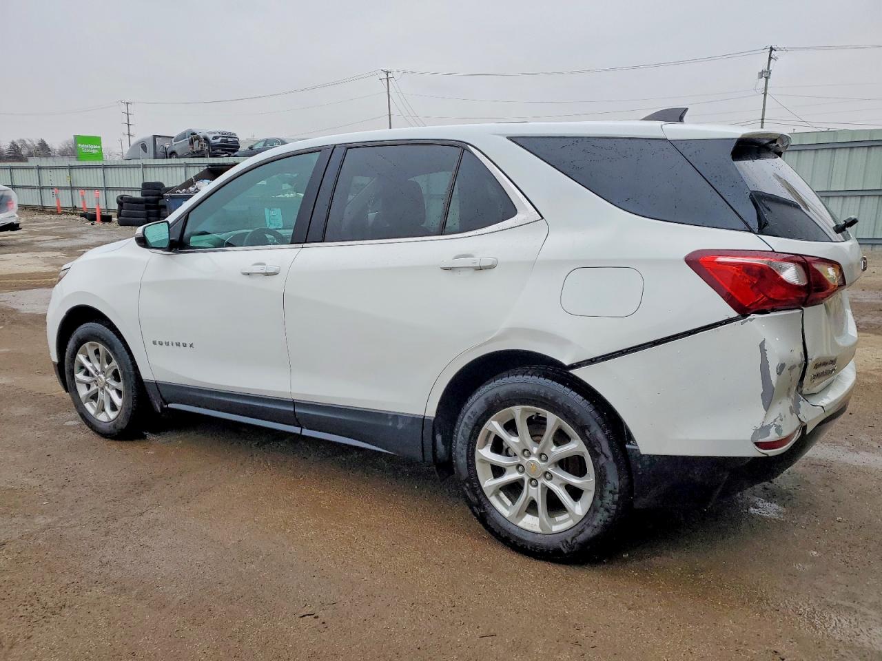 2019 CHEVROLET EQUINOX LT photo 2
