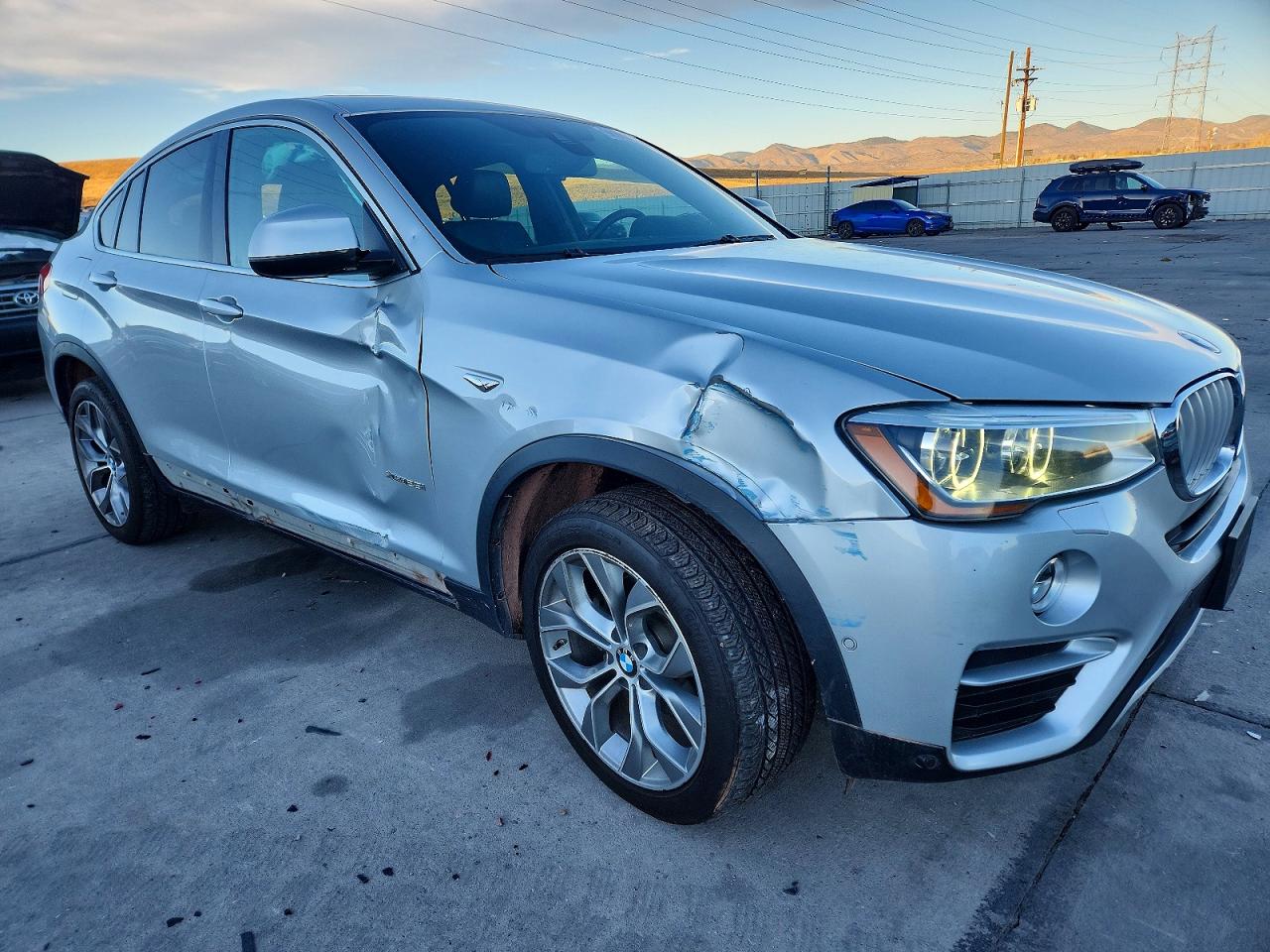 2018 BMW X4 XDRIVE28I photo 4
