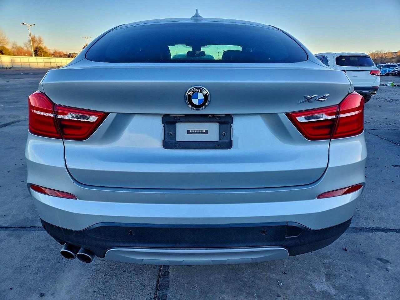 2018 BMW X4 XDRIVE28I photo 6