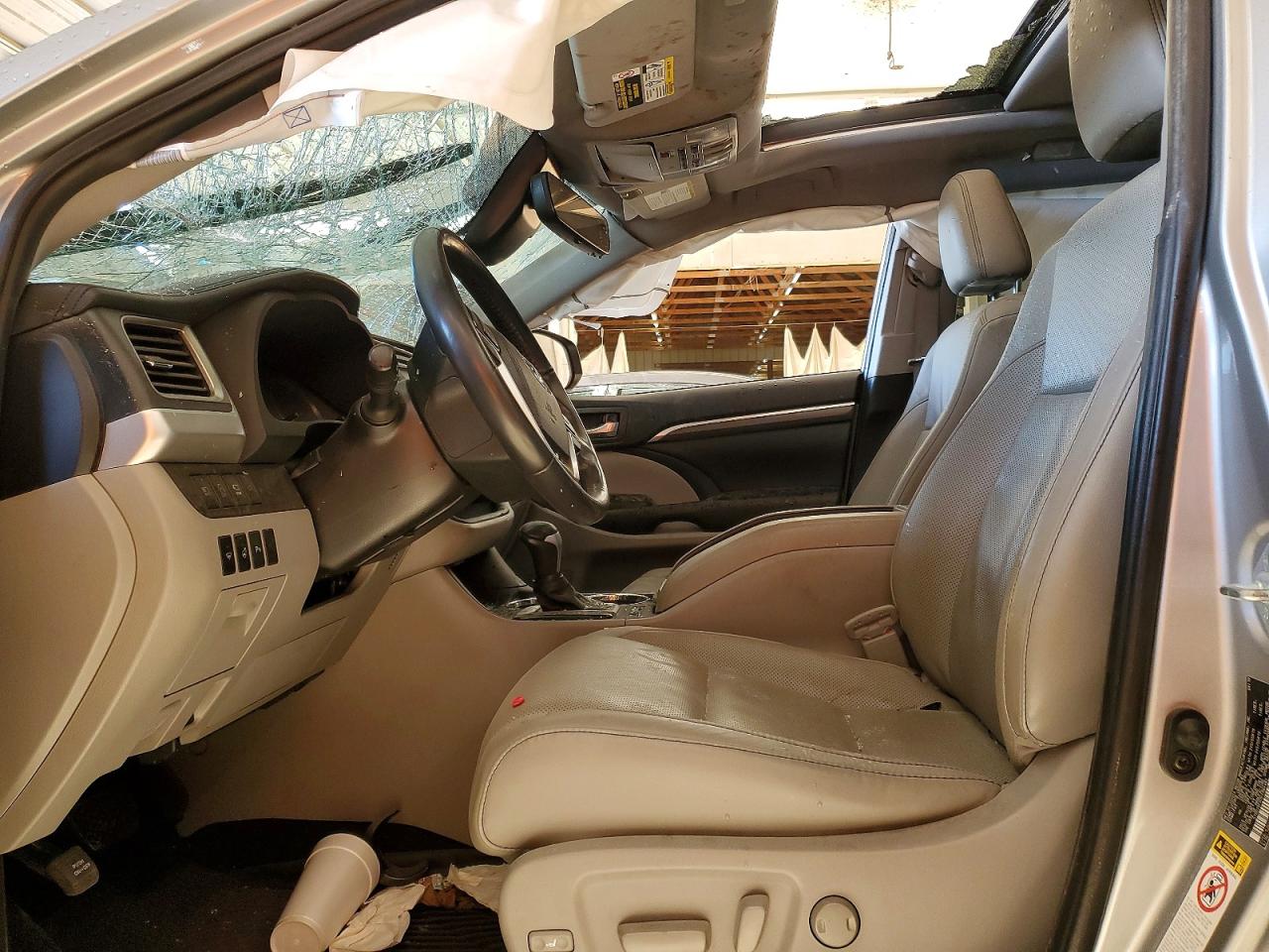 2019 TOYOTA HIGHLANDER LIMITED photo 7